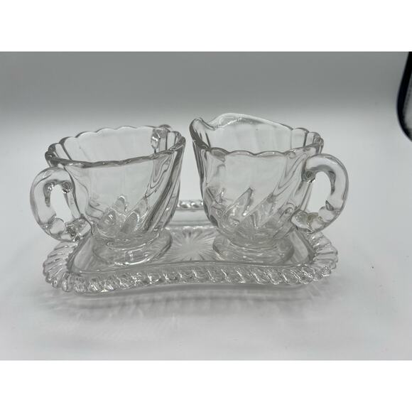 Vintage Elegant Glassware‎ Crystal Mini Sugar and Creamer With Tray - Picture 1 of 3